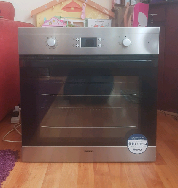 My Beko OIM22300X fan oven is not heating any more