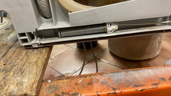 Bosch Dishwasher SMS58N68E door wont stay open and falls down