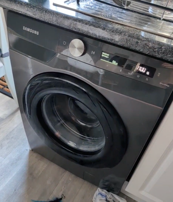 Samsung WW90T534DAN Washing Machine Makes Loud Noise During the Final Spin