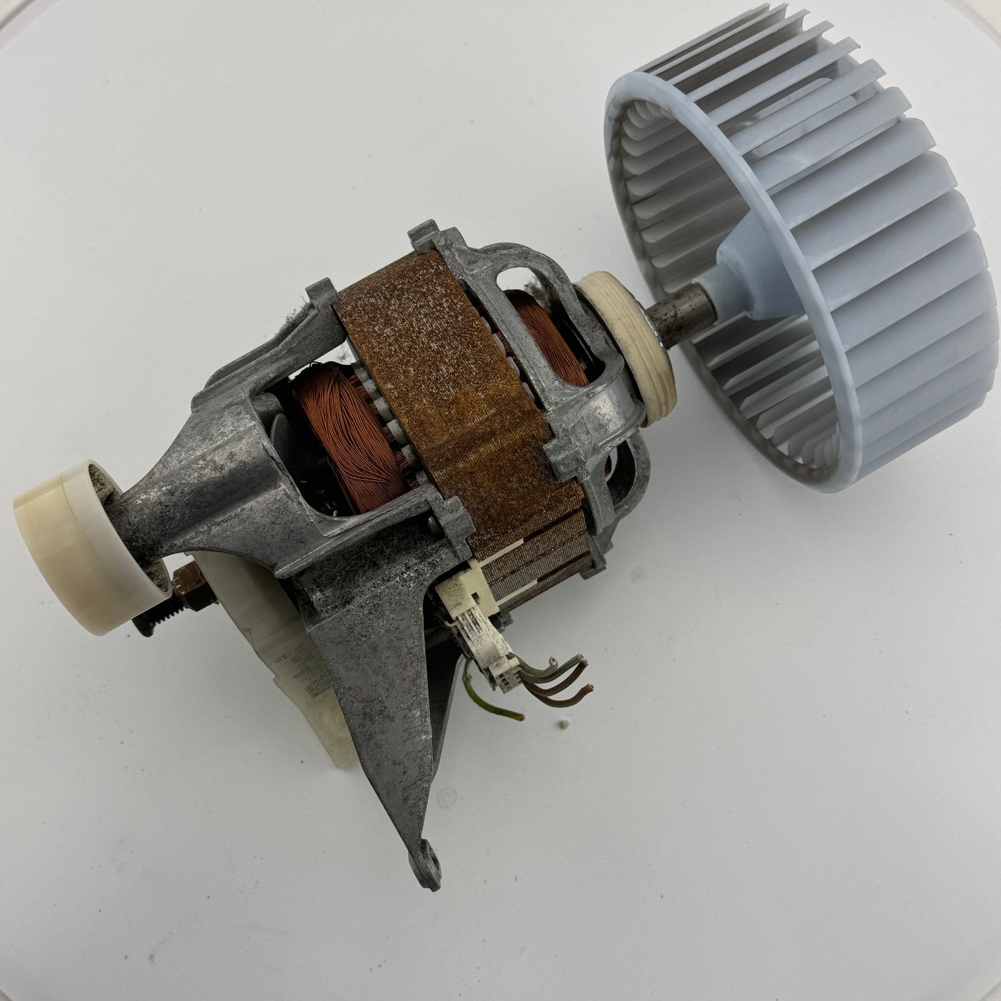 Bosch Neff Siemens Tumble Dryer Motor 220-240V 50Hz (1BE-5235-2AA) 9000686696