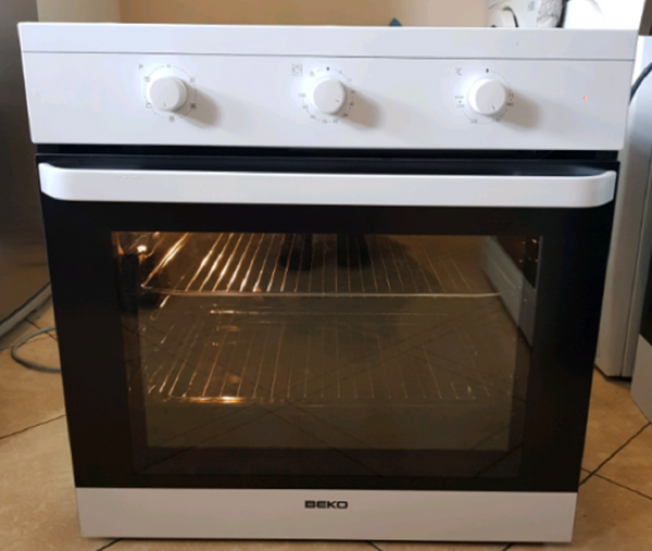 Beko  OIF21100W all electrics tripped bub blown and no heat