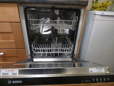 Bosch SGV53E03GB Dishwasher Constantly fills and drains.  Also, water sitting in the bottom. Water supply error light too!