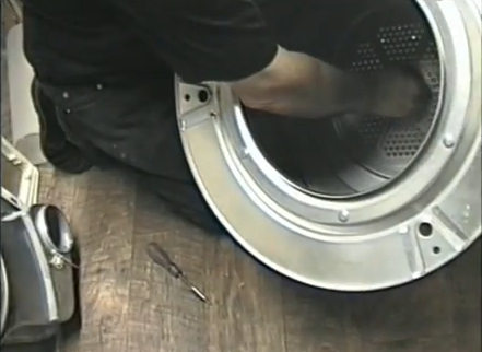 How to Replace Bearings and Drum Spindle in a Tumble Dryer. Part 2