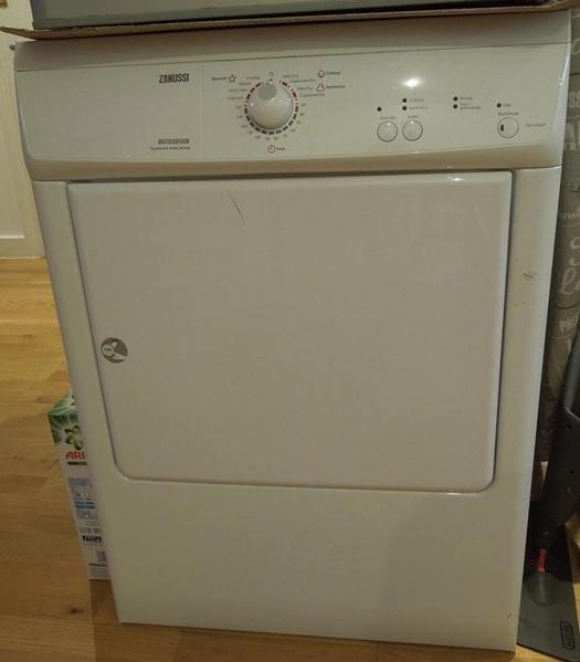 Zanussi Condenser Tumble Dryer ZDE47200W Does not heat up