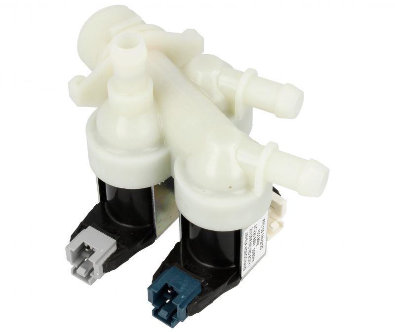 Hoover Triple Inlet Solenoid Valve : ONE 90Deg. Two 180Deg. With 12 Bore Outlets 43013592