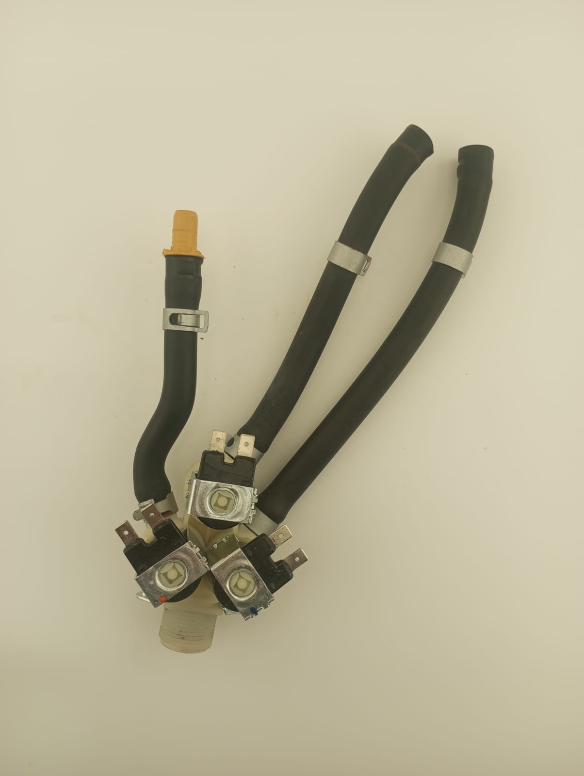 Goldstar Cold Water Triple Solenoid Inlet Valve : 180Deg. With 12 Bore Outlets 5221EN2003J